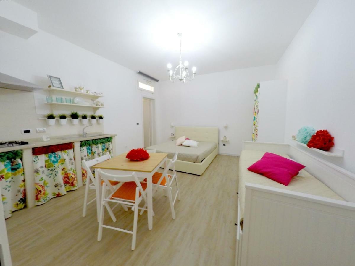 Casa Vacanze Coralloholiday Hotel Torre Lapillo Zewnętrze zdjęcie